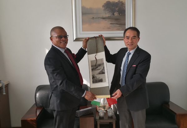 1522216812116753.jpg 赞.jpg